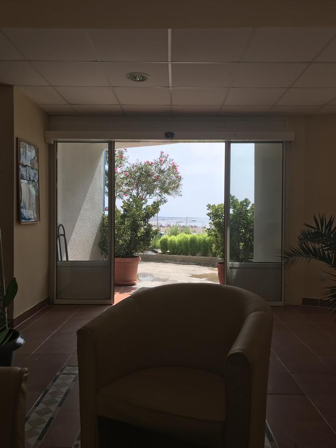 Hotel La Rosa Negra 울친 외부 사진