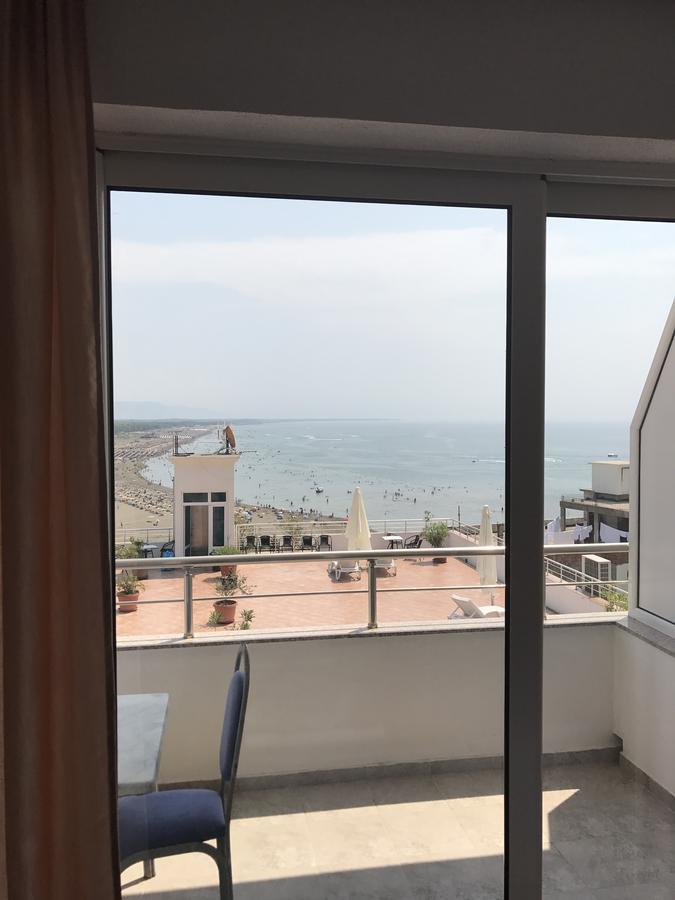 Hotel La Rosa Negra 울친 외부 사진